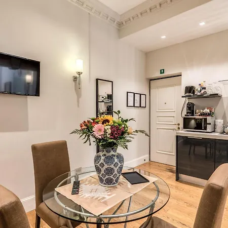 Apartment Via Napoli Rome