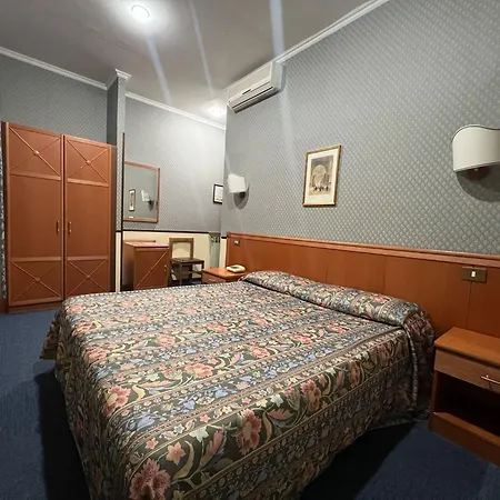 Garda Hotell