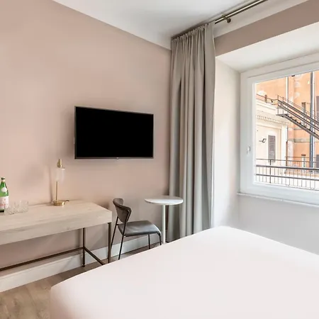Numa Linea Hotel 3*