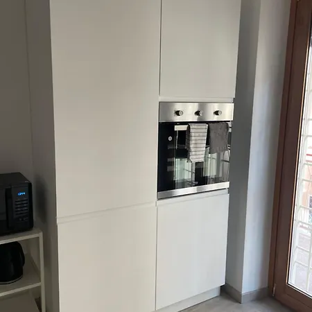 Cozy Close To The Center Apartament