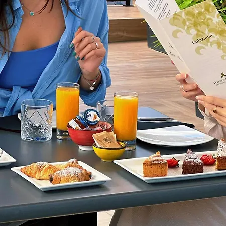 Caravita 5*