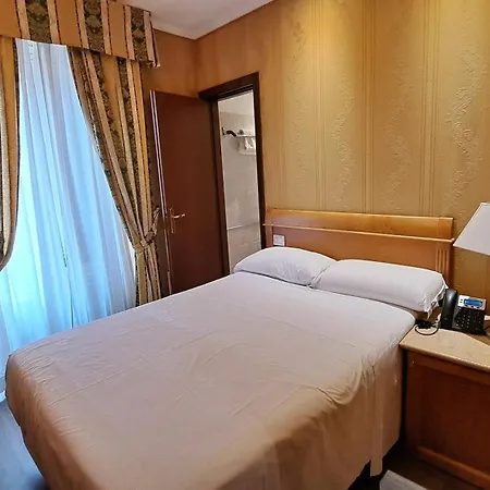 Dei Quiriti Hotel *
