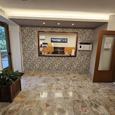 La Casa Di Nazareth 2* Řím