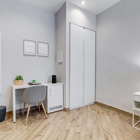 Colonna Luxury Πανσιόν
