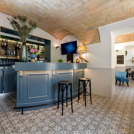 La Hotel Rome