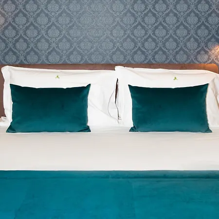 Caravita 5*