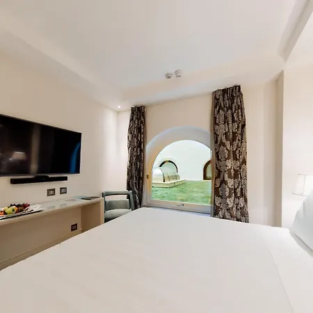 Hotel Aleph Hotel, Curio Collection By Hilton Roma