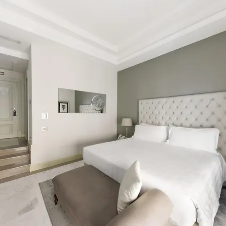 Aleph Hotel, Curio Collection By Hilton 5*