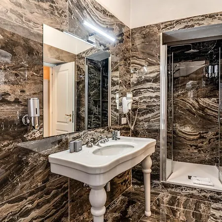 Hotel Relais Fontana Di Trevi Rome