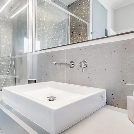 Apartamento L'attico Con Terrazza In Corso Francia *