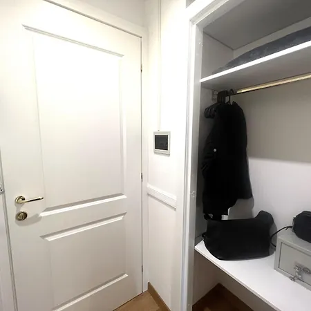 Interno * ローマ