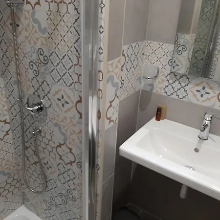 Guest house Roman Residence 2*