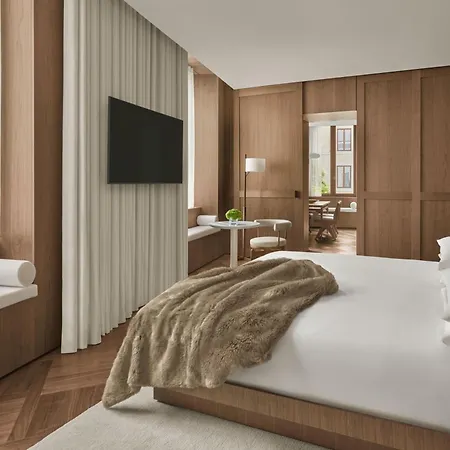 The Edition Hotel 5*