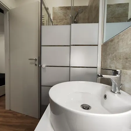Apartmán Moderno Cornelia-san Pietro Con Giardino *