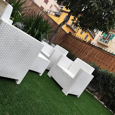 Moderno Cornelia-san Pietro Con Giardino