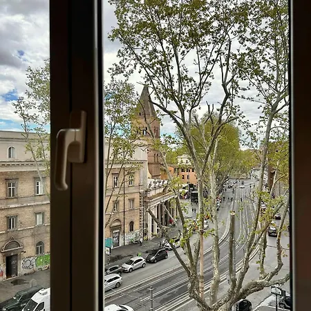 La Maison Di Trastevere Appartement *