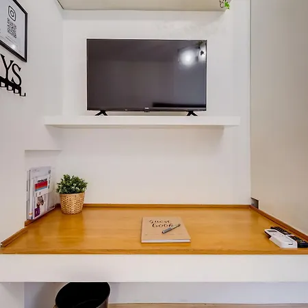 Apartment Aventino Industrial Loft Rome