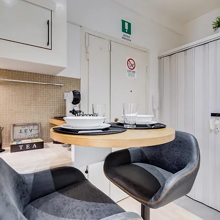 Aventino Industrial Loft Apartment *