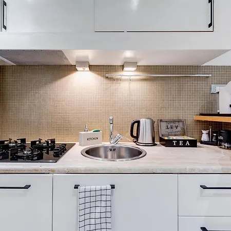 Aventino Industrial Loft Apartment