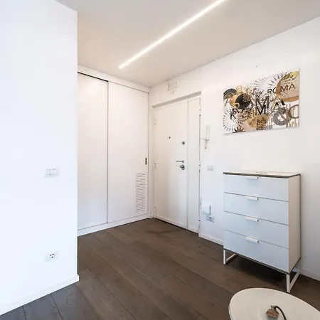 Apartment Time 4