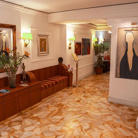 Modigliani Hotel