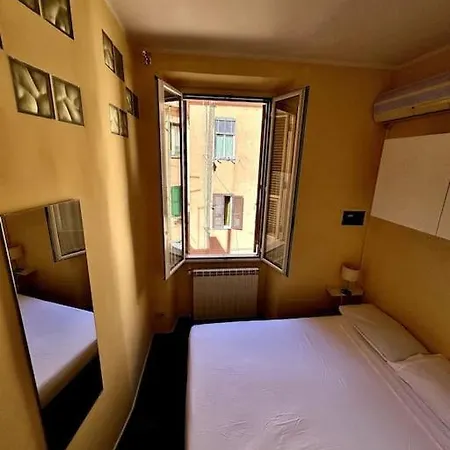 Appartamento Colosseo -termini Elegante Loft 5 Stelle Roma