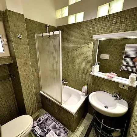 Appartamento Colosseo -termini Elegante Loft 5 Stelle Roma