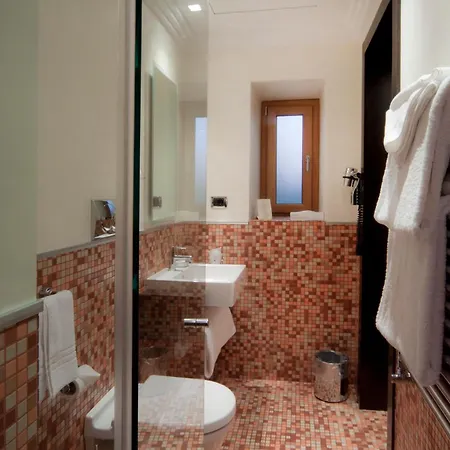 Hotel Marcella Royal - Rooftop Garden 4*