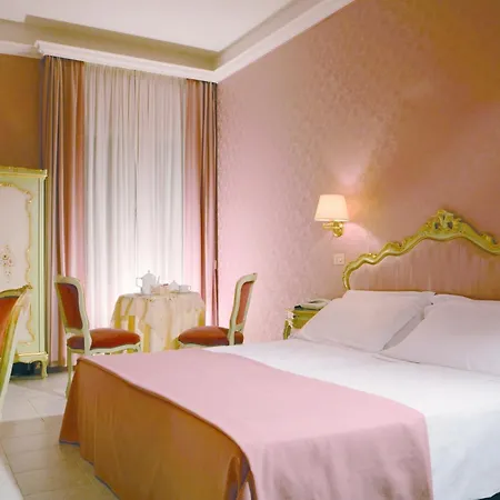 Hotel Romulus 3*