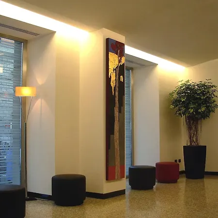 Hotel Genova 4*