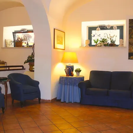 Szálloda Hotel Corona