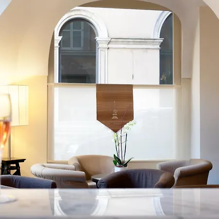 Hotel Santa Chiara 3*