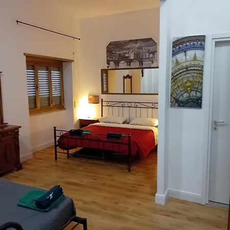Mirti Subway Appartement