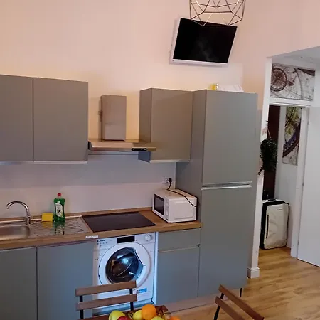 Mirti Subway Appartement *