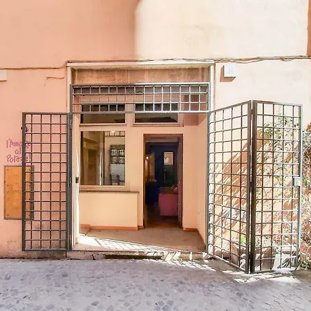 Domus Reginella, Nella Zona Piu Richiesta Di Rome