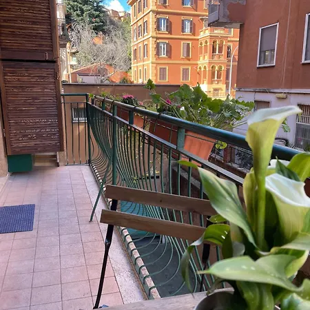 Casa Alessi In Elegant, Spacious And Comfortable Rome