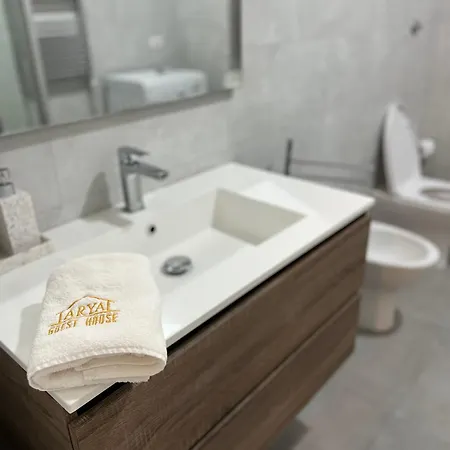 Casa Arya Apartment *