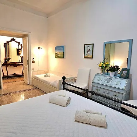 Casa Marino - Historic House Near The Center Apartment *