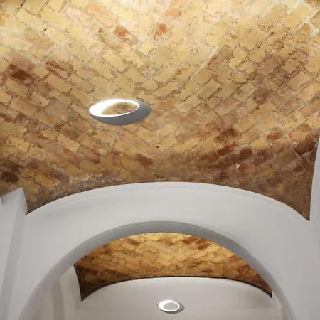 Apart Otel Termini 3*