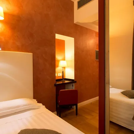 Hotel Floris Rome