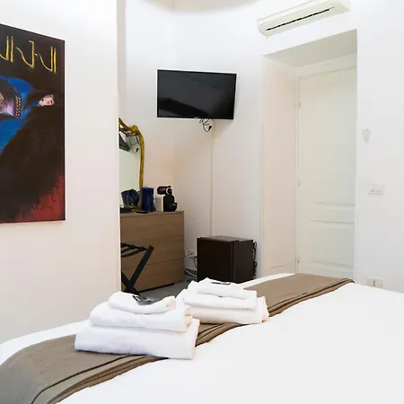 Salotto Piramide 3*