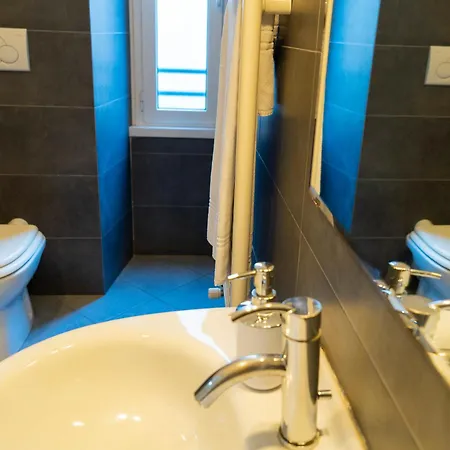 Salotto Piramide Bed & Breakfast 3*