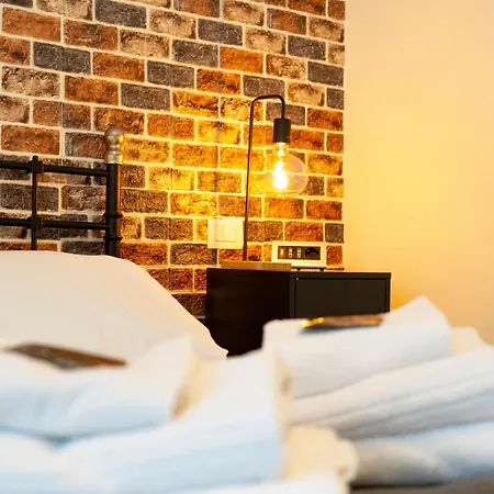 Salotto Piramide Bed & Breakfast