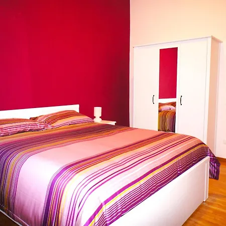Bed and Breakfast Eternal