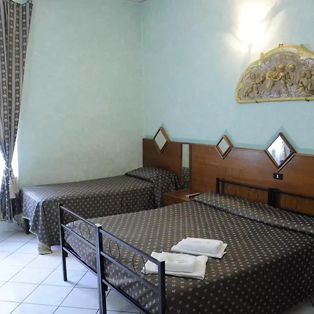 Farini Hotel