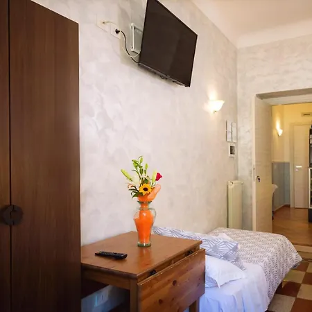 Guest house Rossana House *