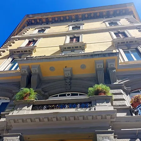 Domus Aurea Luxury Гостевой дом *