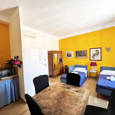 La Casa Di Piero 2 Apartment *