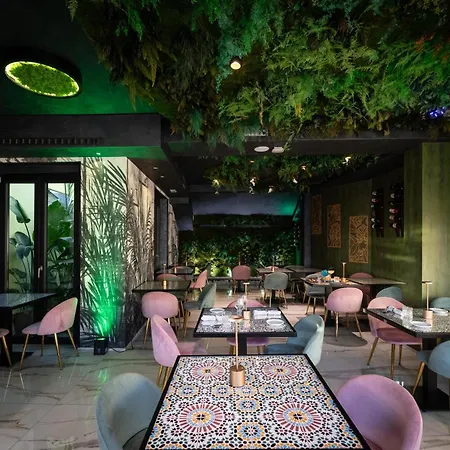 Hotel Caravita