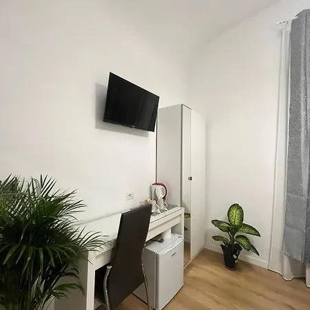 Pensión Rome Holiday Guesthouse Roma
